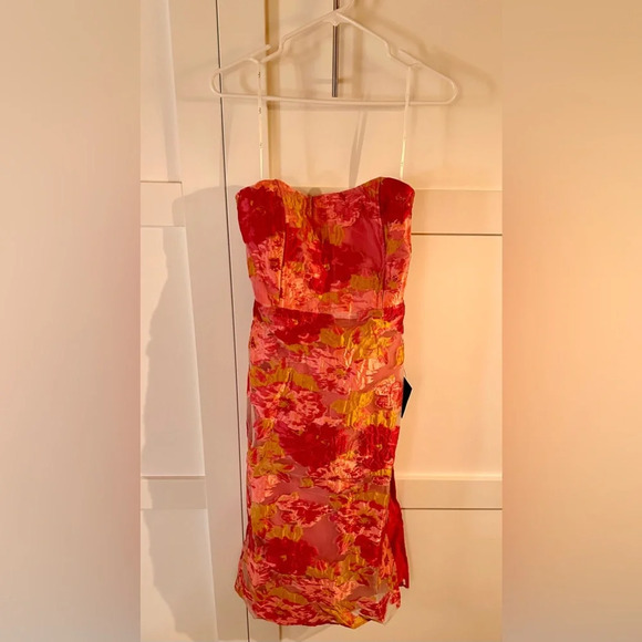 Lulus - Upgraded Event Pink Jacquard Strapless Bustier Midi Dress - Picture 1 of 2